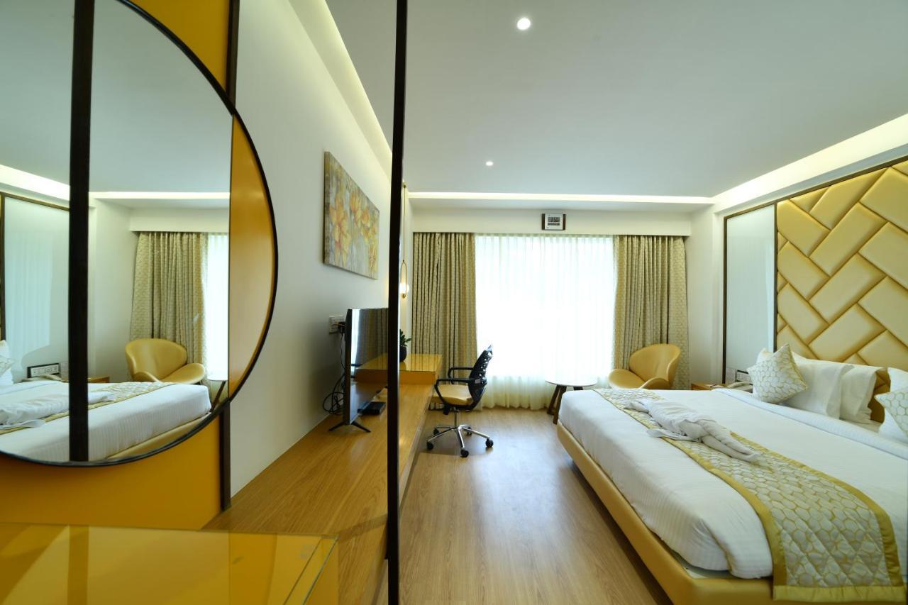 The President Hotel, Kumarapark Bangalore Luaran gambar