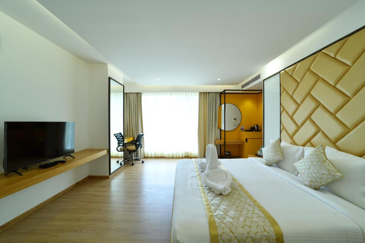 The President Hotel, Kumarapark Bangalore Luaran gambar
